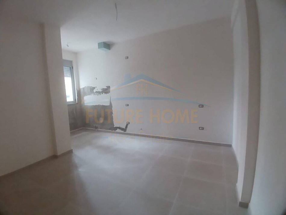 Qera, Apartament 2+1, Pranë Gjykatës, Durres
