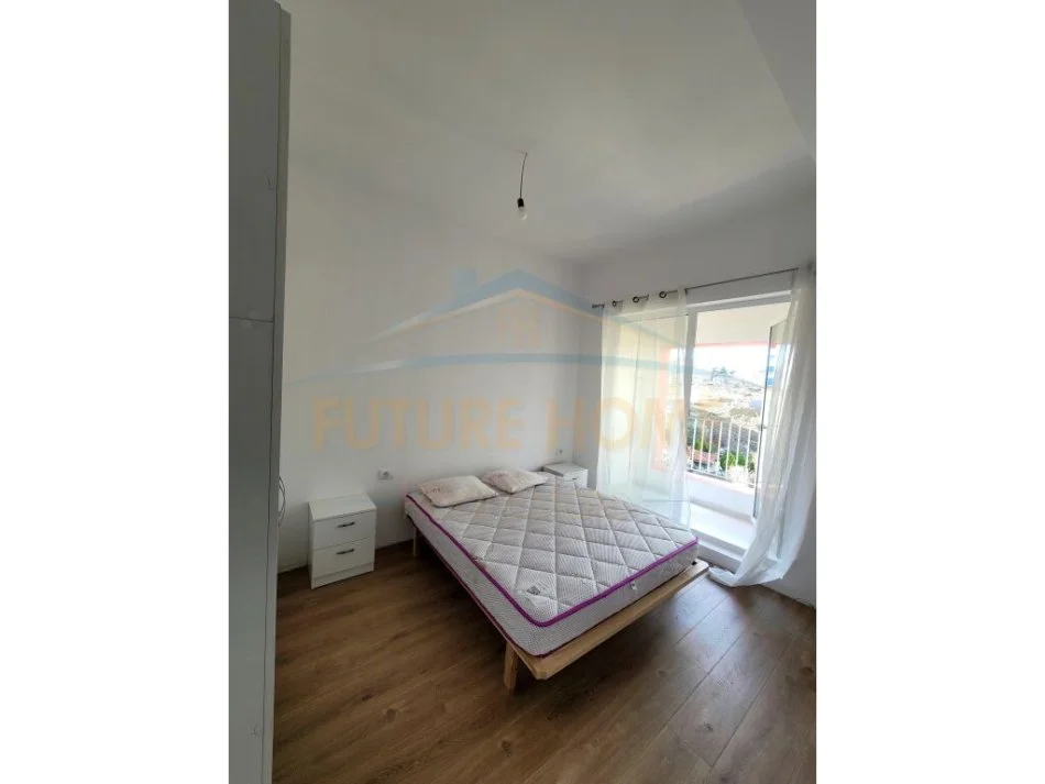 Tirane, jepet me qera apartament 1+1 Kati 2, 53 m² 350 € (Ali Demi)