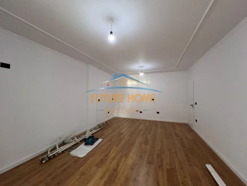 Tirane, shes apartament 2+1 Kati 3, 100 m² 155.000 € (Rruga Ndre Mjeda)