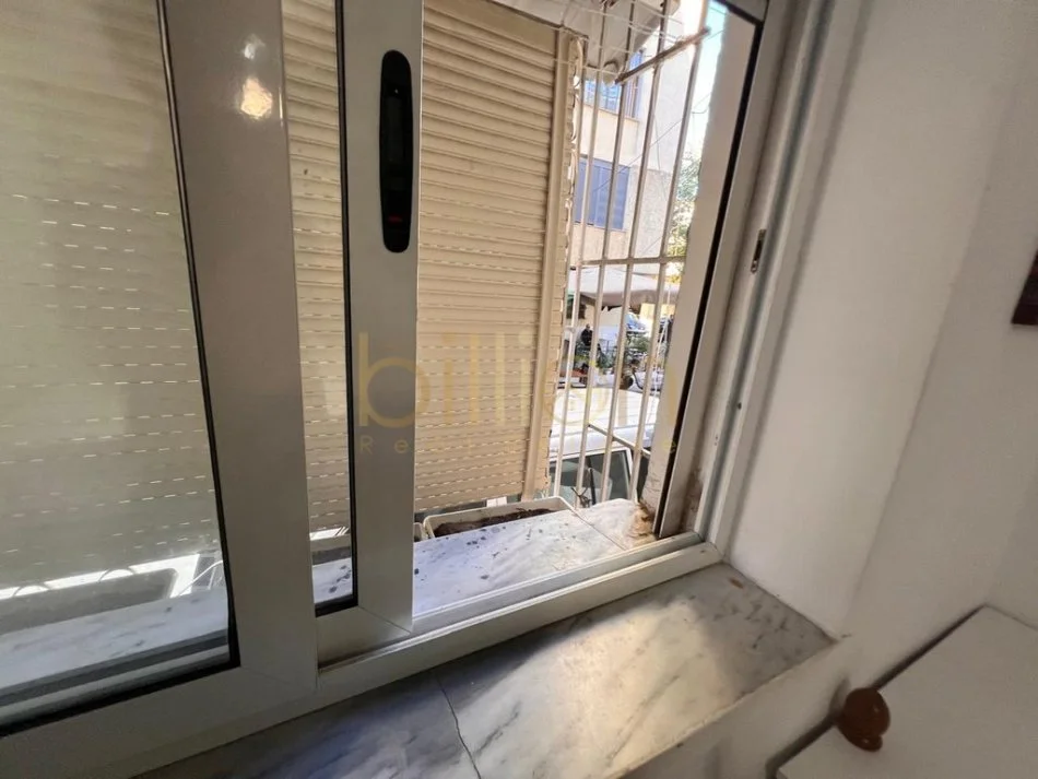 Tirane, shitet vetem 1 dhome 1+1 Kati 1, 20 m² 55.000 € (ish restorat durresi)