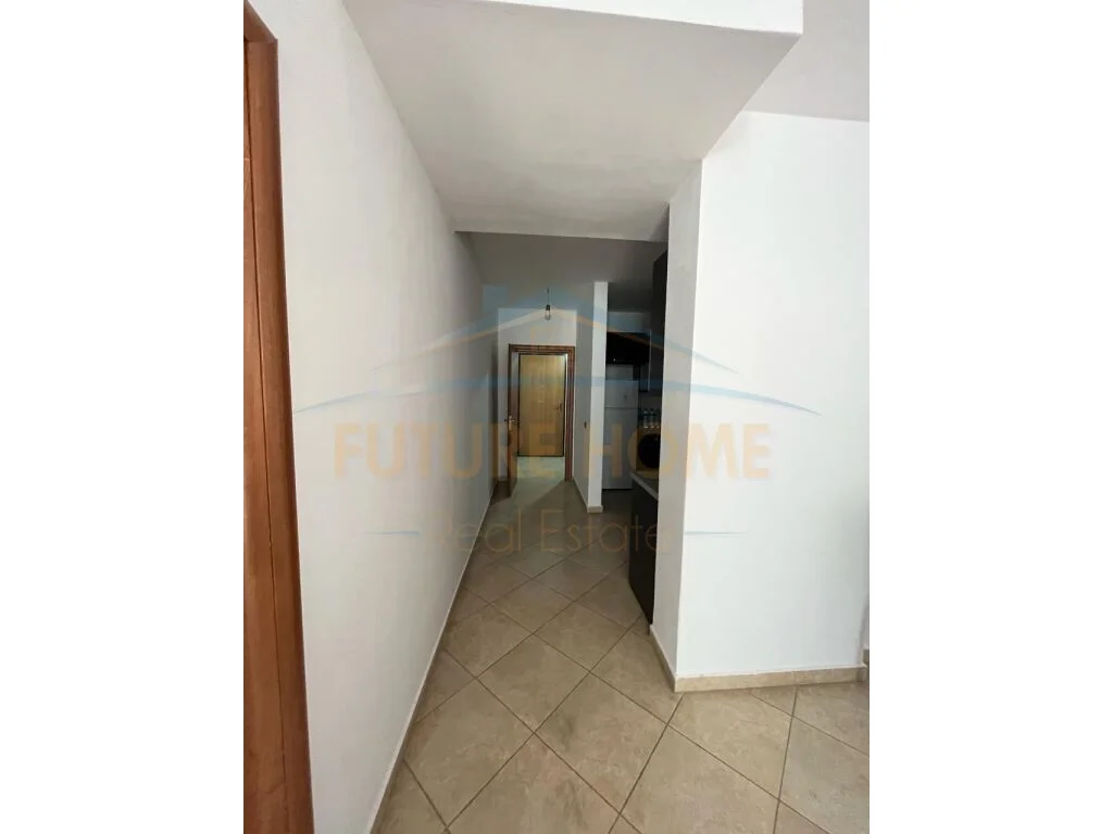 Shitet, Apartament 1+1, Unaza e Re, Tiranë.