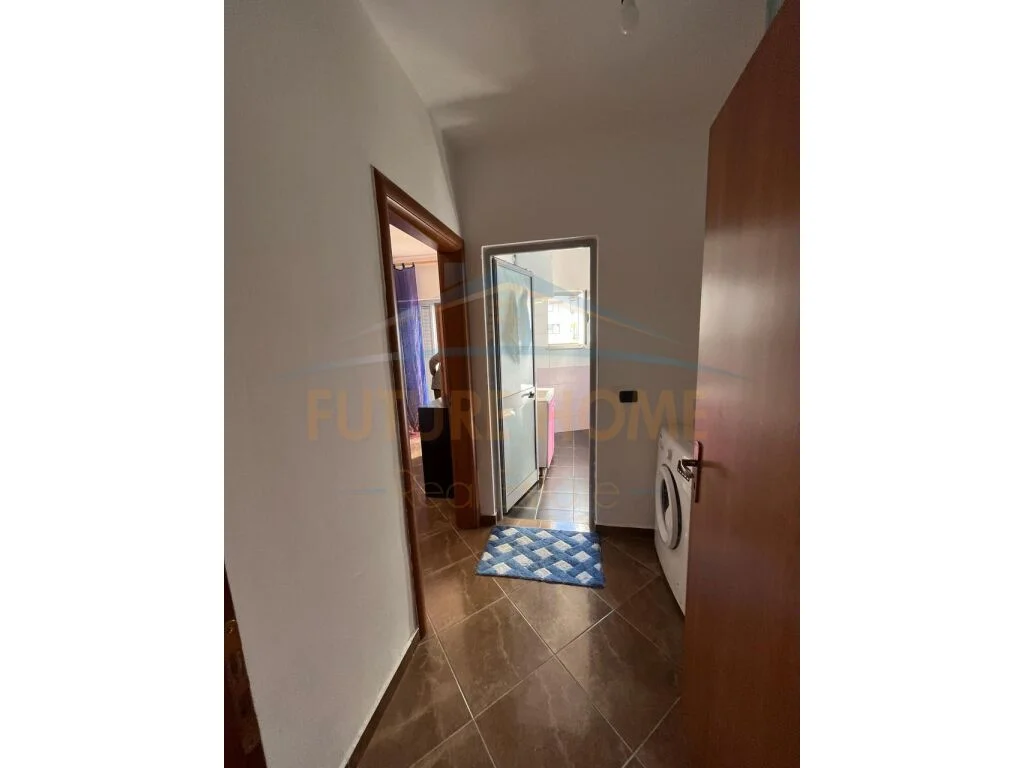 Shitet, Apartament 1+1, Unaza e Re, Tiranë.