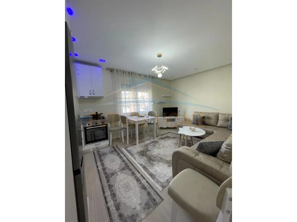 Qera, Apartament 2+1, Shkolla e Bashkuar / OPP37952