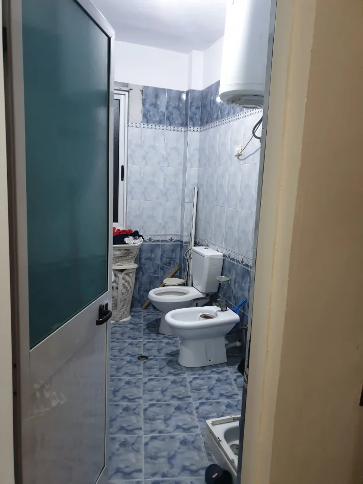 Tirane, jepet me qera apartament 1+1 Kati 5, 70 m² 450 € (Rruga e Dibres / 5 Maji)