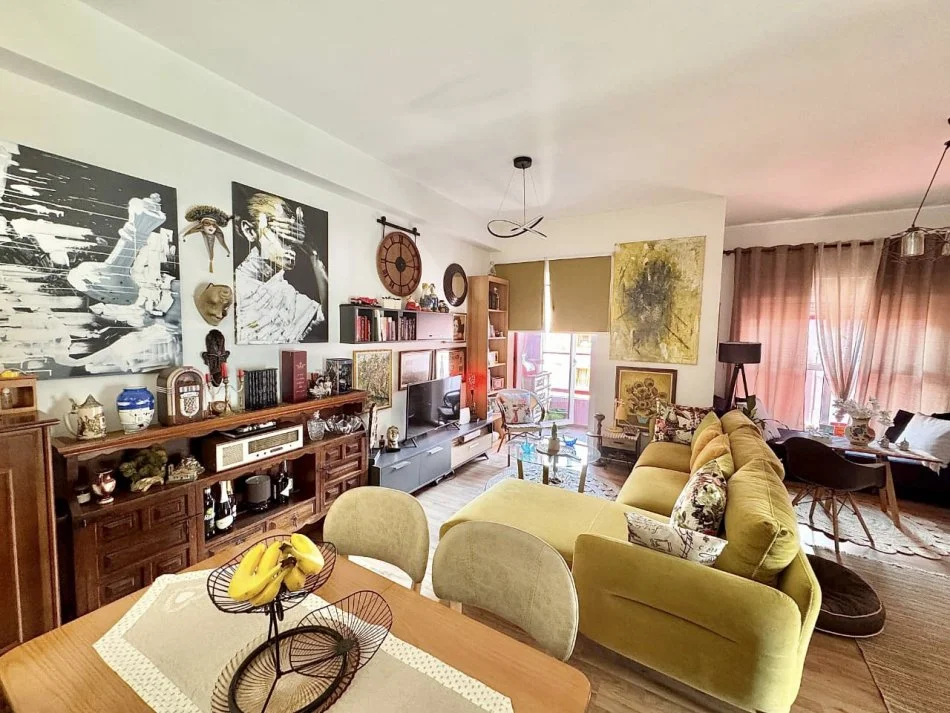 Tirane, shitet apartament 2+1+Ballkon Kati 4, 81 m² 130.000 € (Kompleksi Mangalem21, Ali Dem)