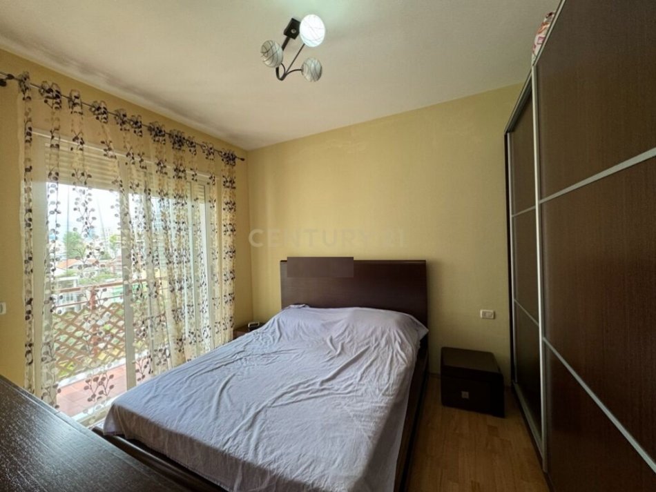 Tirane, jepet me qera apartament 2+1 Kati 4, 74 m² 550 € (Kompleksit Magnet)