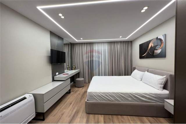 Tirane, jepet me qera apartament 2+1+A+BLK Kati 3, 116 m² 1 Euro (Rr. Kavajes)