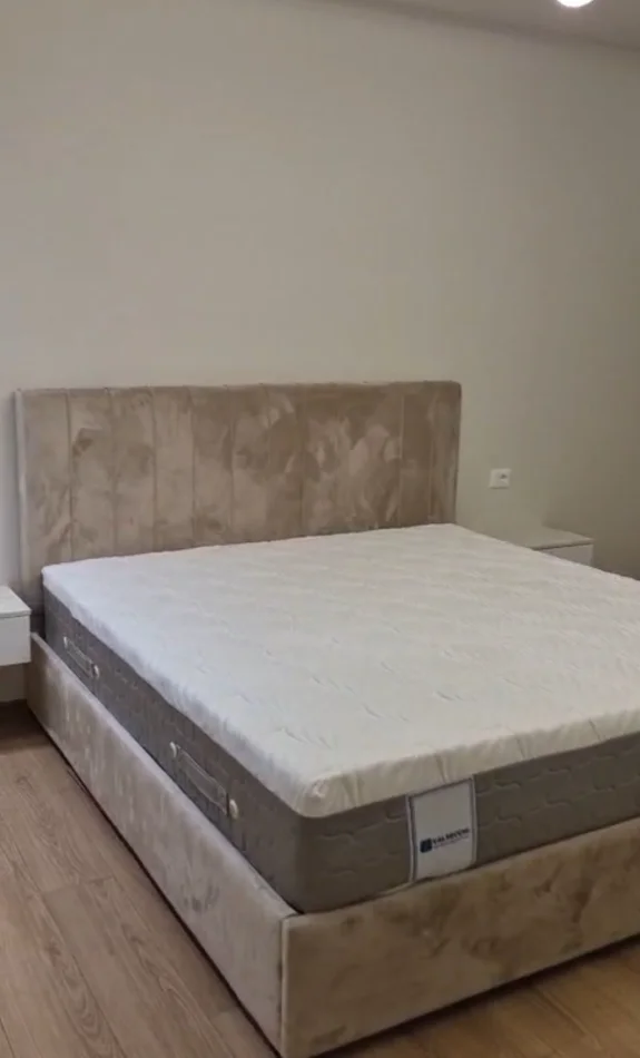 Tirane, shitet apartament 2+1+Ballkon Kati 5, 110 m² 308.000 € (ZOGU I ZI)