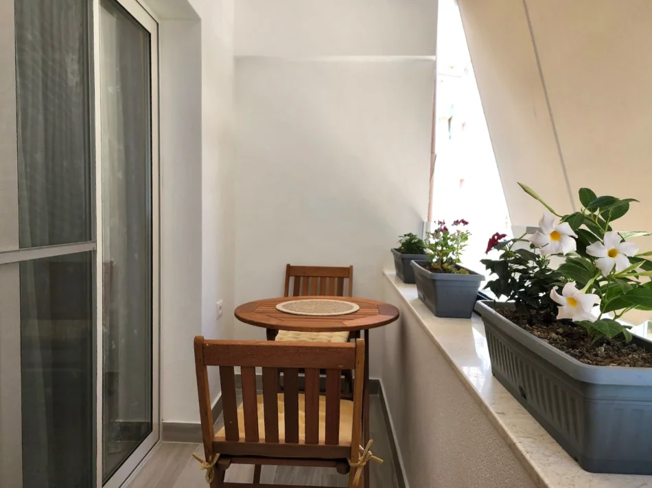 Me Qera: 2+1 🔑 Modern & I Ri 📍 BLLOK/GARDA - Super Investim (Kati 4 Jo I Fundit) - 950€/Muaj