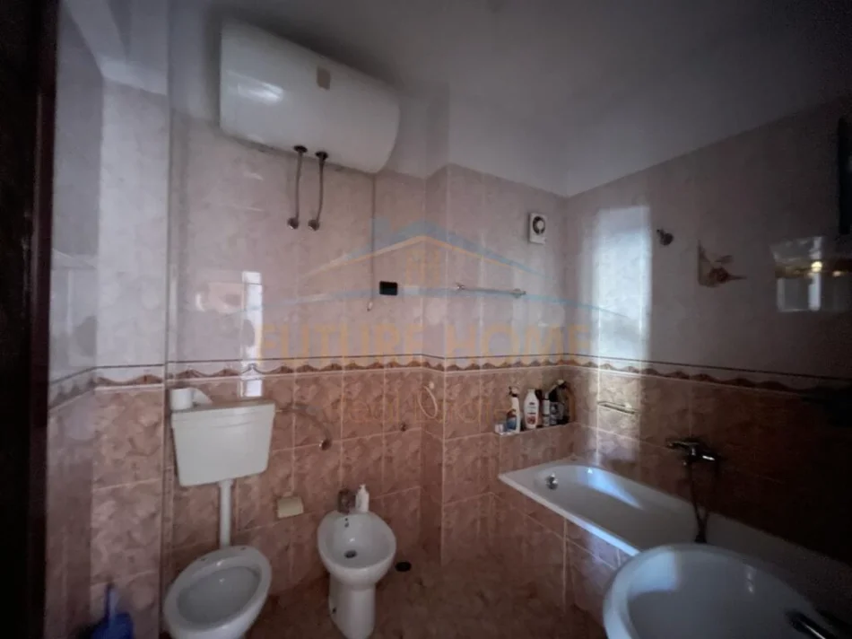 Durres, shitet apartament 3+1+Ballkon Kati 5, 124 m² 120.000 € 