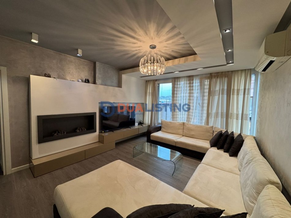 Tirane, shitet apartament 2+1 Kati 5, 127 m² 380.000 € (Blloku)