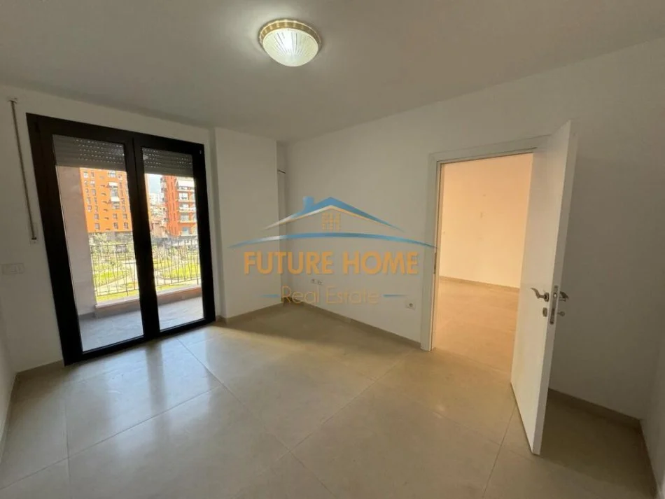 Tirane, jepet me qera apartament 1+1 Kati 3, 68 m² 400 € (Apartamenti ndodhet prane QSUT)