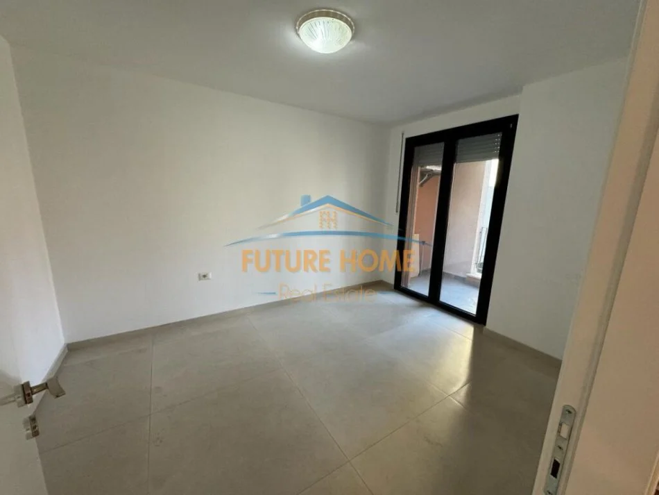 Tirane, jepet me qera apartament 1+1 Kati 3, 68 m² 400 € (Apartamenti ndodhet prane QSUT)