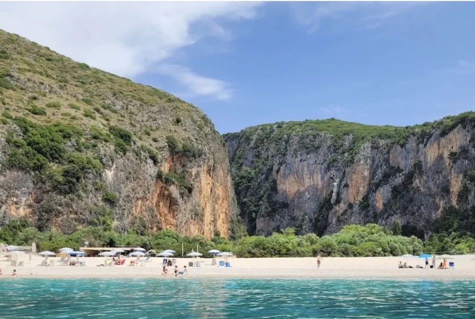 Dhermi, shitet apartament 1+1+Ballkon Kati 2, 91 m² (Drymades Dhermi)