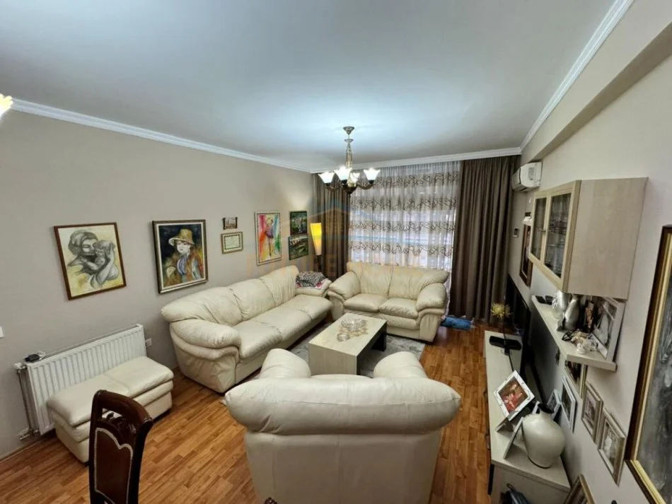 SHITET APARTAMENT 2+1+2 +POST PARKIMI,KIKA 1