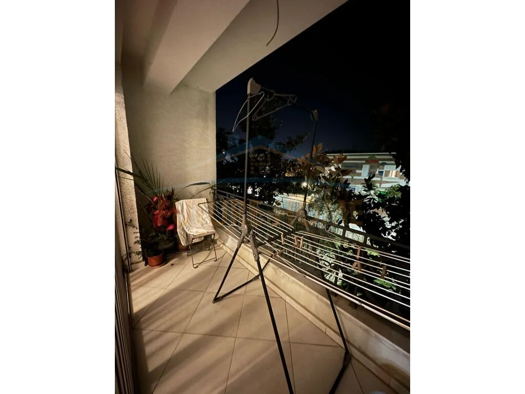 Shitet, Apartament 3+1+2, Rezidenca Kodra e Diellit 2, Tiranë UNA38112