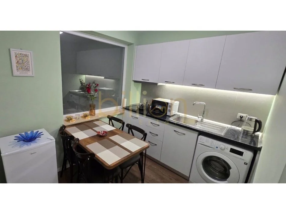 Tirane, jepet me qera 2+1 , 80 m² 850 € (Myslym Shyri)