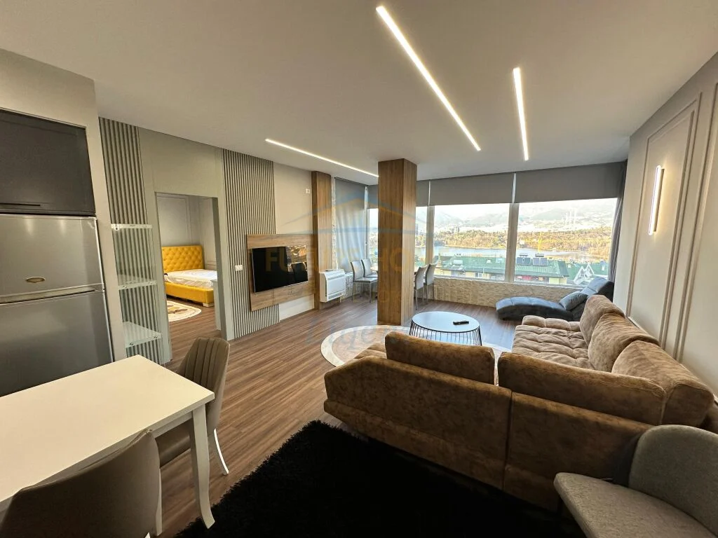 Qera, Apartament 2+1+Post Parkimi, Liqeni i Thate,1200Euro, Tirane.