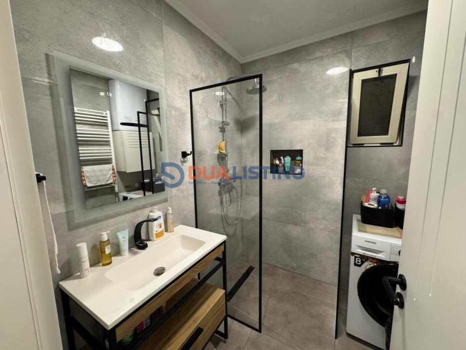 Tirane, shitet apartament 2+1 Kati 2, 71 m² 140.000 € (kodra e diellit)
