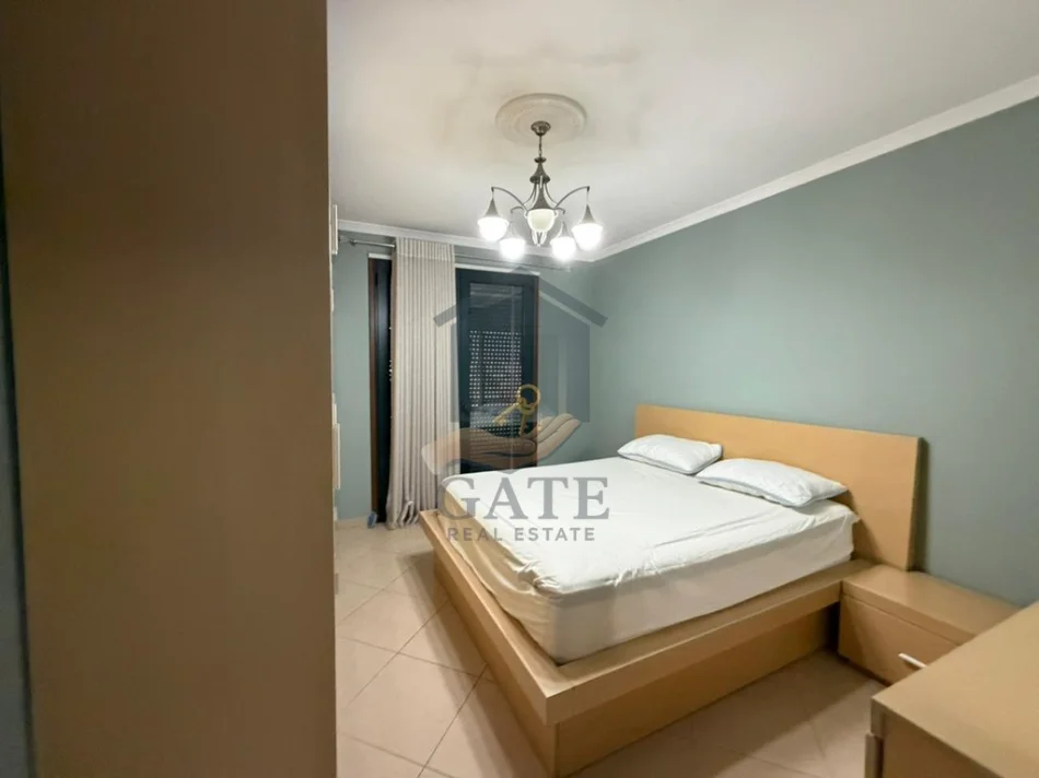 Durres, jepet me qera apartament 2+1 Kati 4, 90 m² 650 € (Ura e Dajlanit)