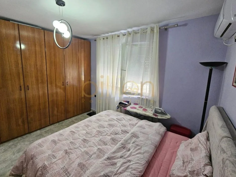 Tirane, jepet me qera 1+1 , 60 m² 500 € (Ministria Jashtme)