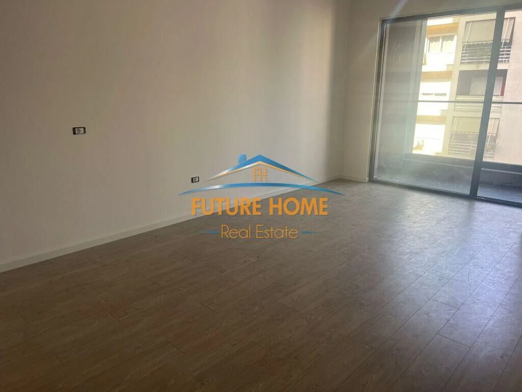 Shitet, Apartament 1+1, Parku Olimpik, Tirane
Cmimi 175,000euro