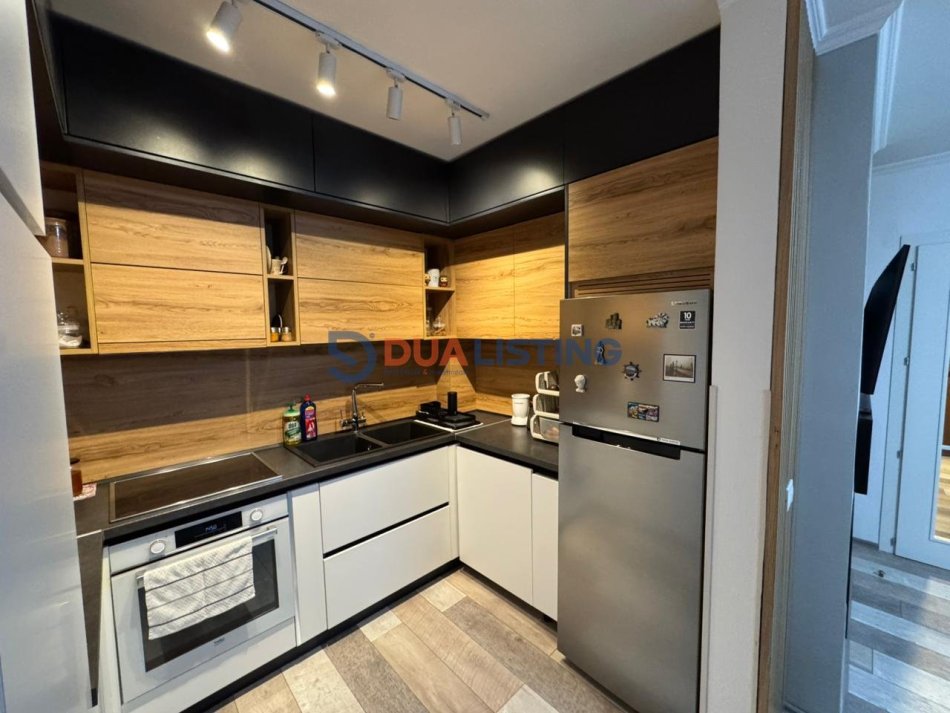 Tirane, shitet apartament 2+1 Kati 2, 71 m² 140.000 € (Kodra e Diellit)