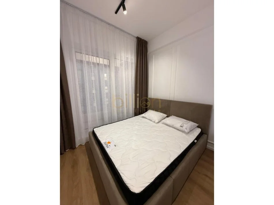 Tirane, jepet me qera 1+1 , 77 m² 550 € (TREGU ELEKTRIK)