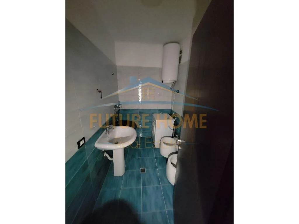 Shitet, Apartament 2+1+2, Selite, Tirane UNA38354