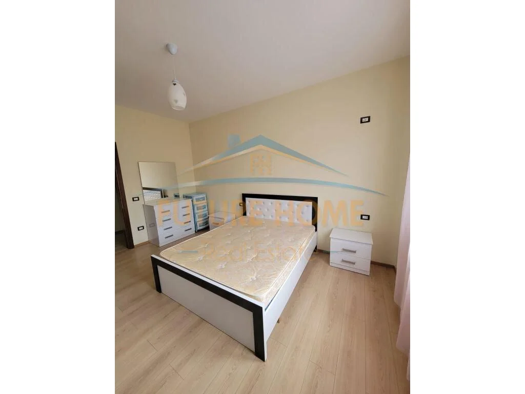 Shitet, Apartament 2+1+2, Selite, Tirane UNA38354