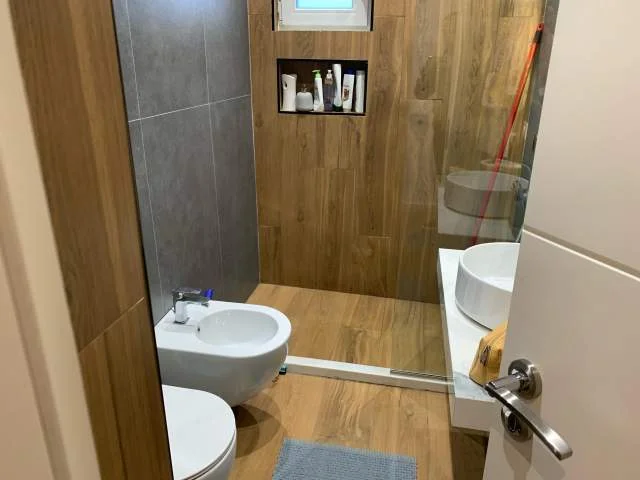 Tirane, jepet me qera apartament 2+1 Kati 9, 67 m² 600 Euro (ANA KOMNENA)