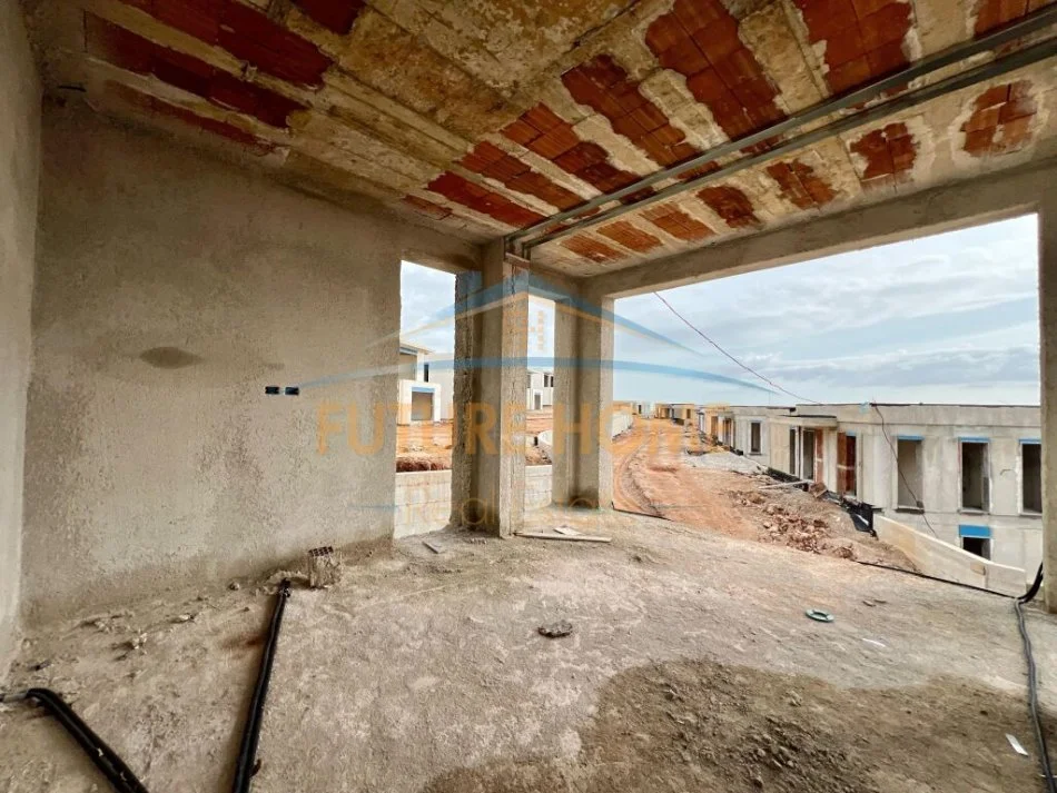 Shitet, Vilë , San Nicolas, Palasë