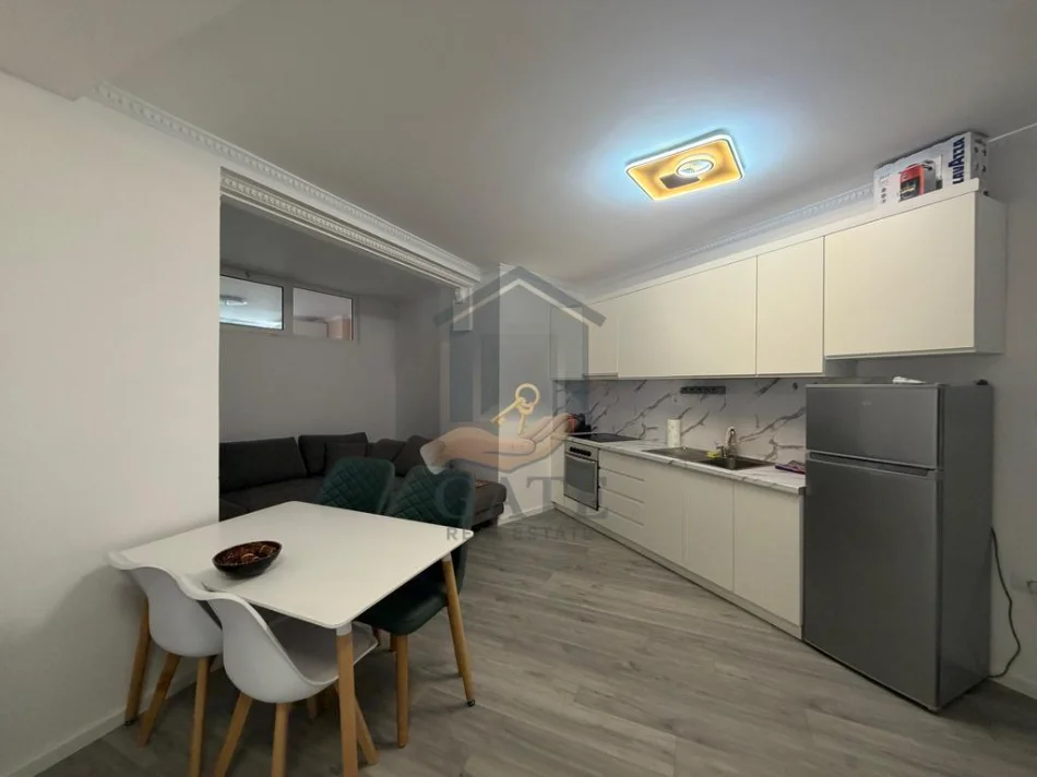 Durres, shitet apartament 2+1 Kati 6, 99 m² 115.000 € (Shkembi i Kavajes)