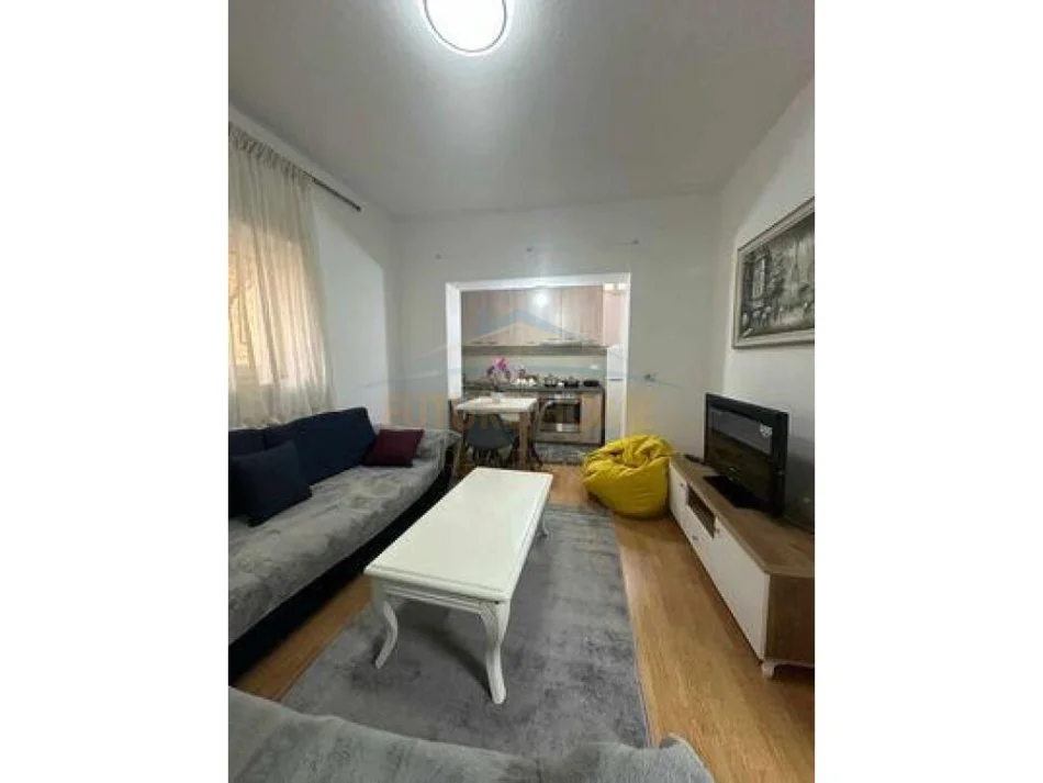 Shitje, Apartament 3+1, Brryli, Tiranë.