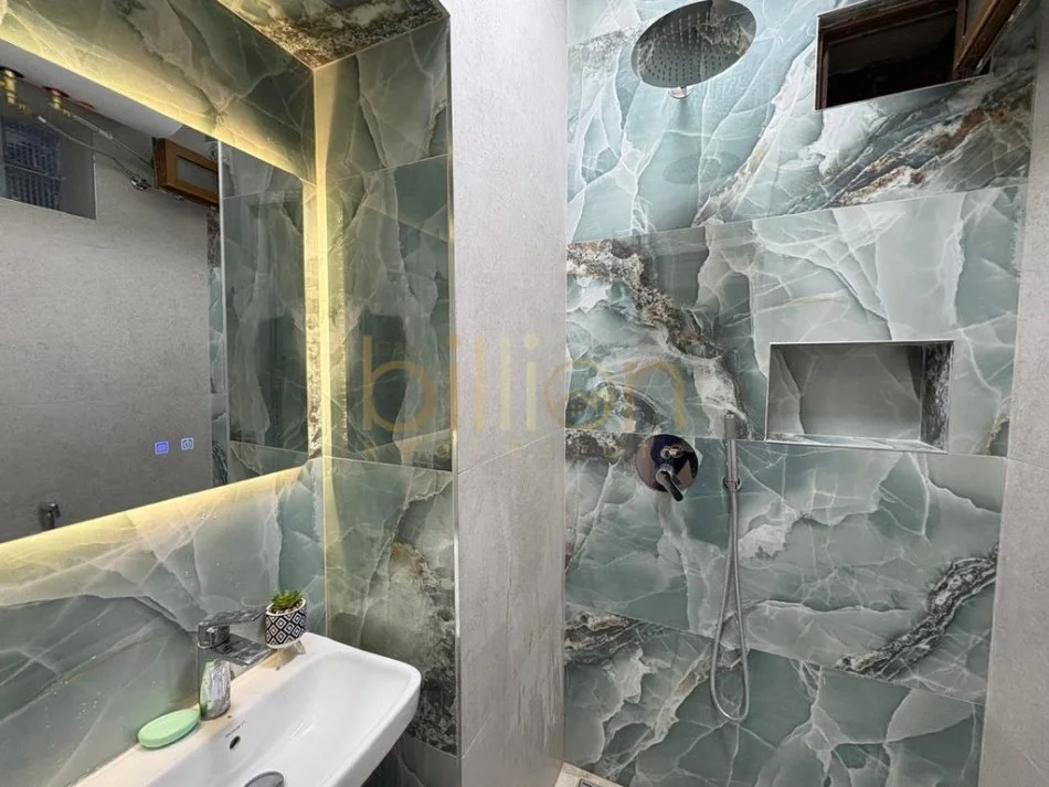 Tirane, shitet 1+1 , 34 m² 108.000 € (Rruga e Barrikdave)