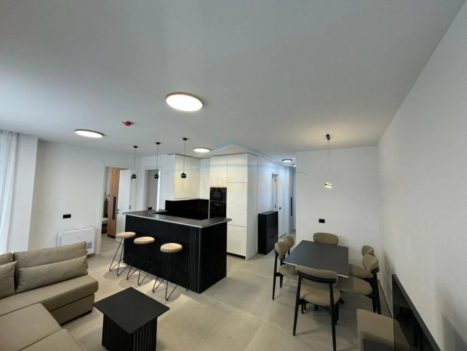 Tirane, jepet me qera apartament 2+1 Kati 2, 113 m² 1.500 € 