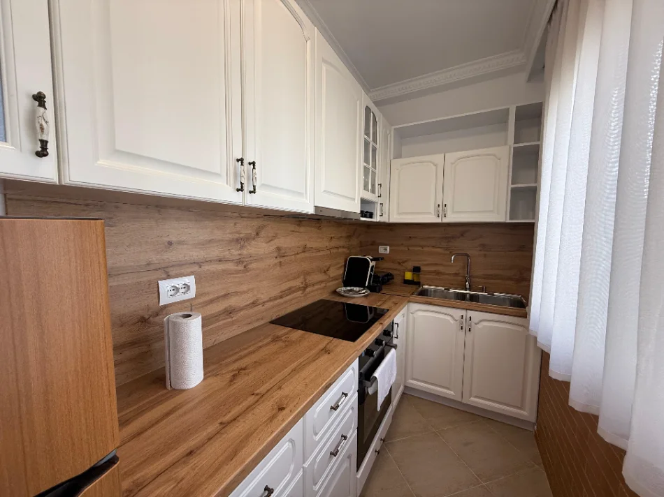 Tirane, jepet me qera apartament 2+1 Kati 4, 73 m² 800 € (Pranë Gjykatës së Rrethit)