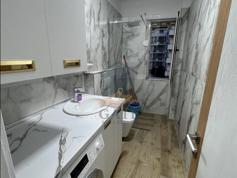 Durres, shitet apartament 1+1 Kati 3, 65 m² 102.000 € (Golem)