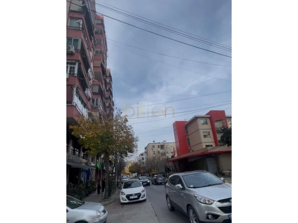 Tirane, shitet 3+1 , 190 m² (Sheshi Willson)