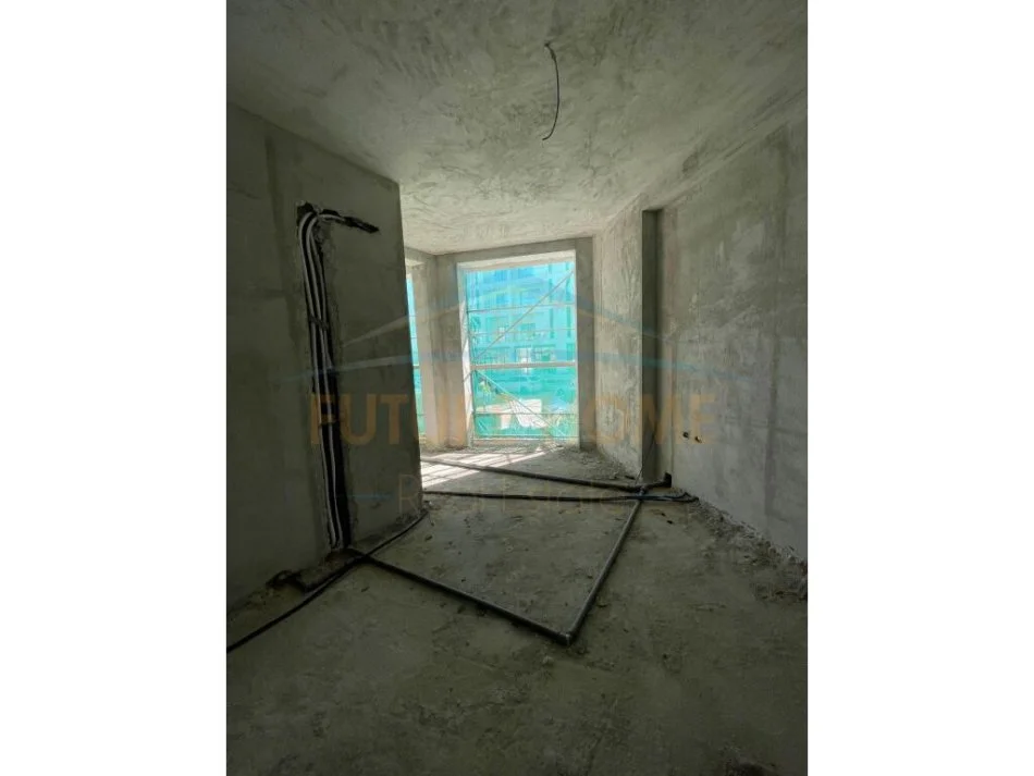 Shitet, Apartament 2+1, Ferit Xhajko, Tirane