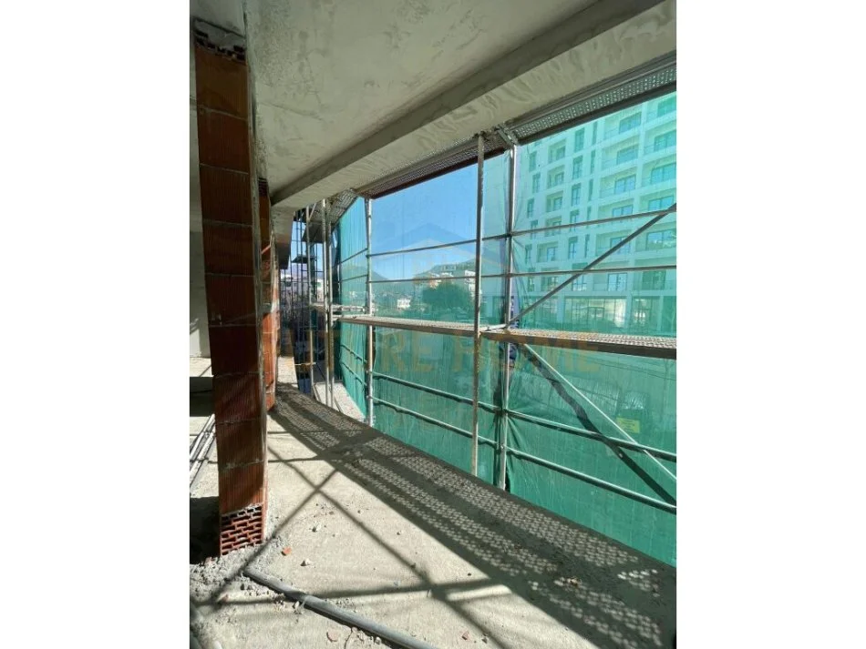 Shitet, Apartament 2+1, Ferit Xhajko, Tirane