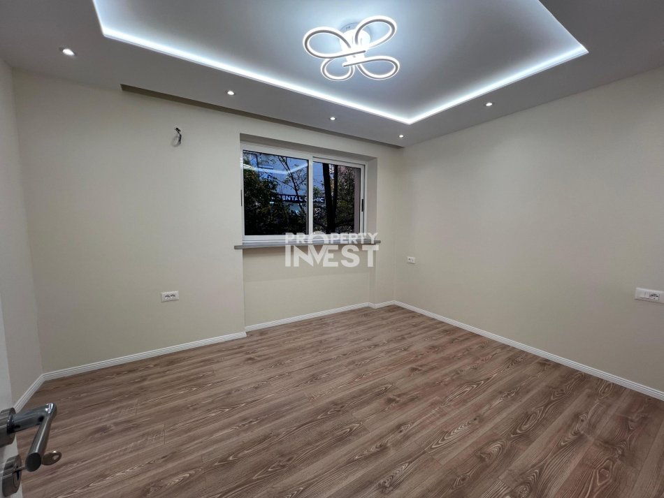 Tirane, jepet me qera apartament 3+1 Kati 2, 106 m² 900 € (Muhamet Gjollesha)