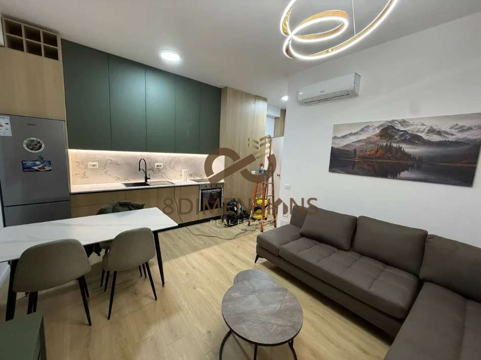 Tirane, jepet me qera apartament 1+1 Kati 6, 60 m² 500 € (ali demi)