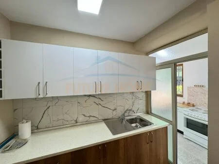 Shitet, Apartament 1+1, Myslym Shyri. UNA39133