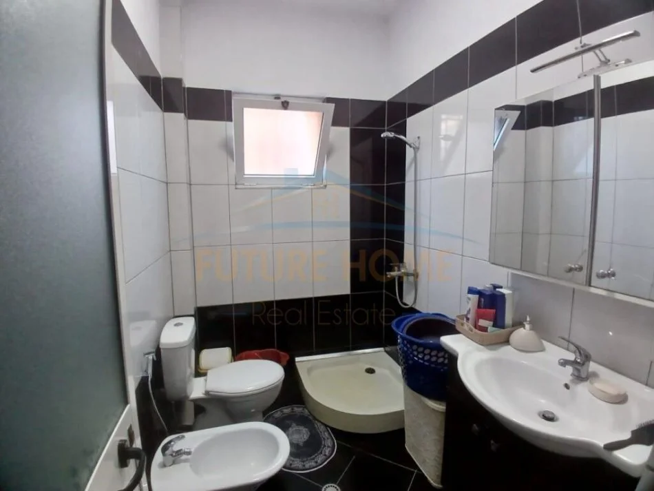 Qera, Shtepi Private ,Lagjia 17, Durres