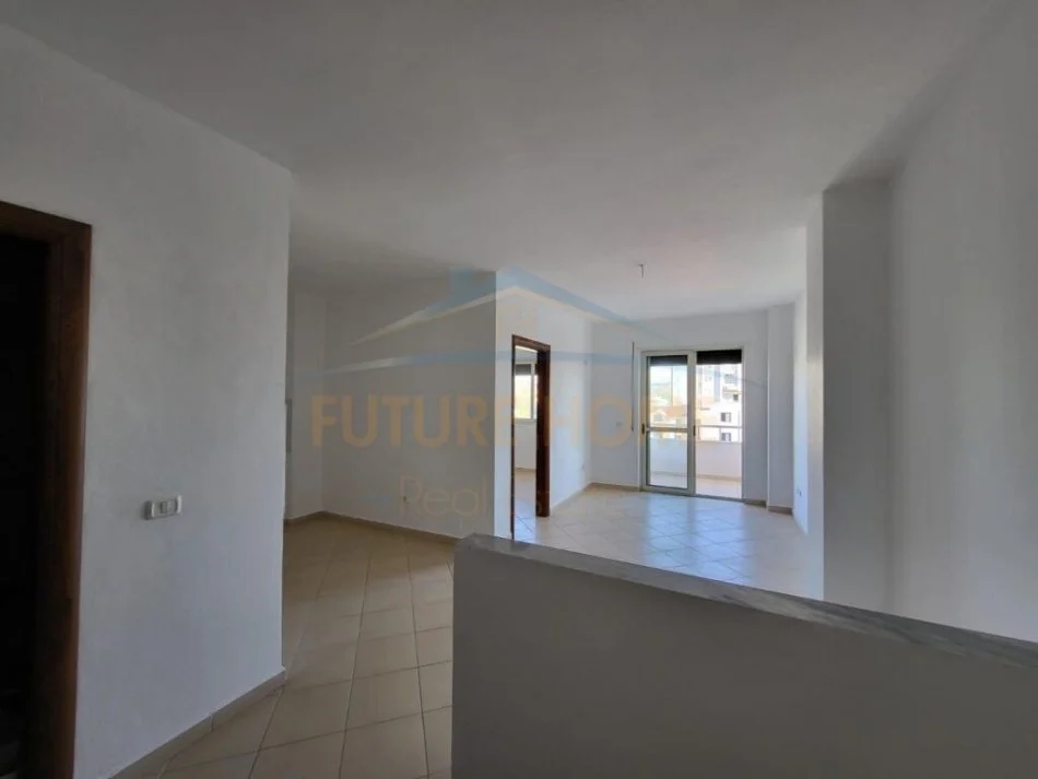 Durres, shitet apartament 1+1 Kati 5, 53 m² 83.000 € (Plazh Iliria, Durres)