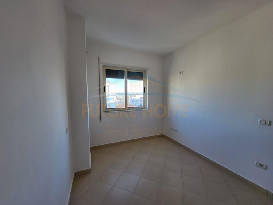 Durres, shitet apartament ne plazh 1+1 Kati 5, 83.000 € (PLAZH,ILIRIA,DURRES)
