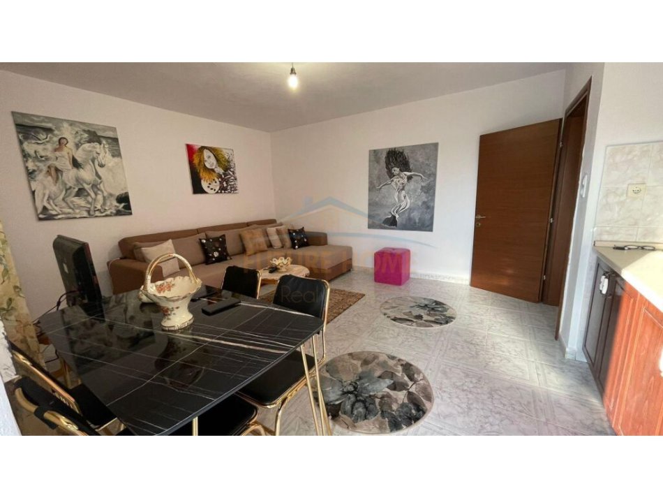 Tirane, shitet apartament 1+1, Kati 5, 55 m² 83,000 € (Ali Demi)