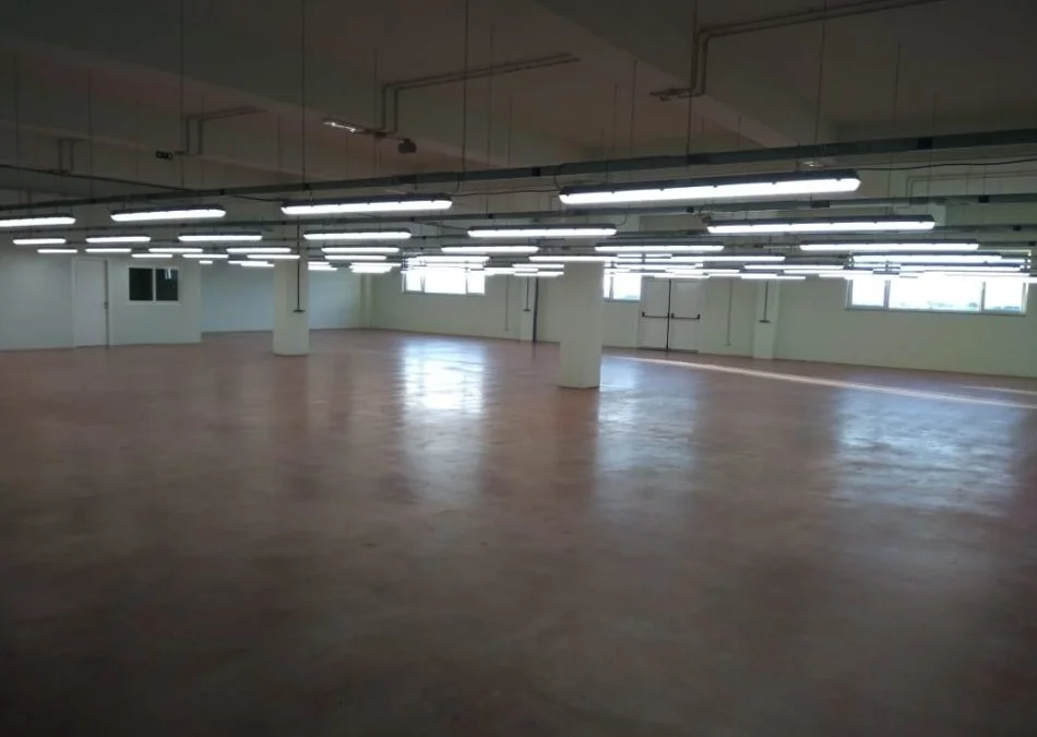 Durres, shes magazine , Ndertim 3.990 m² 1.200.000 € (Fllake)