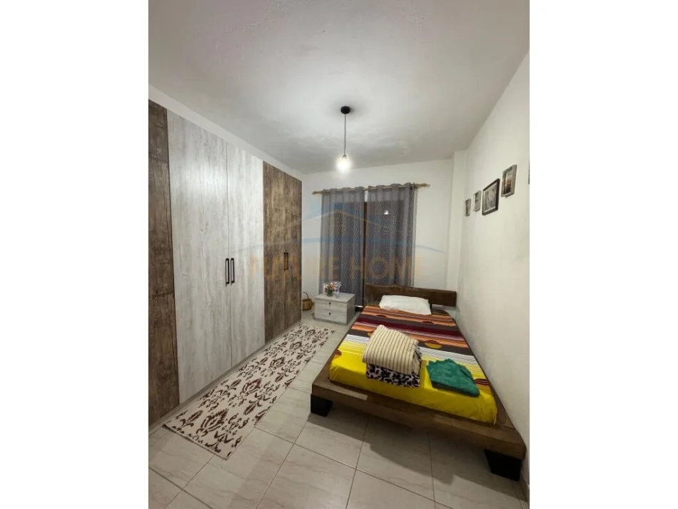 Tirane, shitet apartament 2+1+Ballkon Kati 2, 100 m² 120.000 € (Don Bosko)